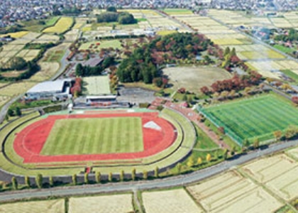 鏡石町鳥見山公園内 体育施設